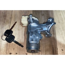 Kunci kontak Assy Avanza